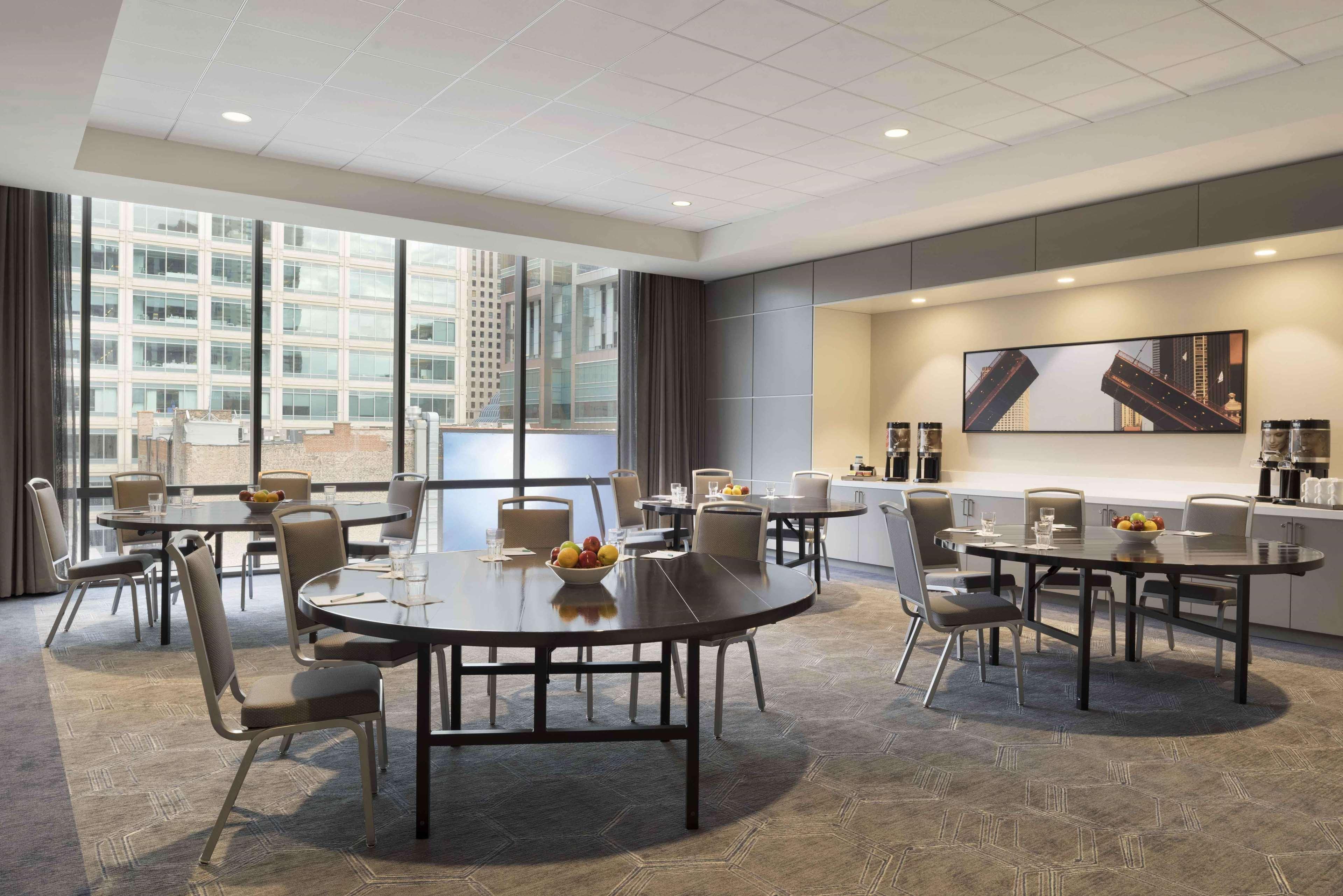 Homewood Suites By Hilton Chicago West Loop Fulton Mkt Area Экстерьер фото